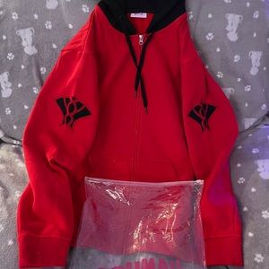 Aphmau red and black hoodie, new, xl.